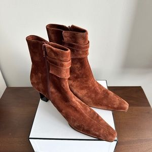 Salvatore Ferragamo Molly Women's Ankle Boots Brown Suede Side Zip Size 8 2A